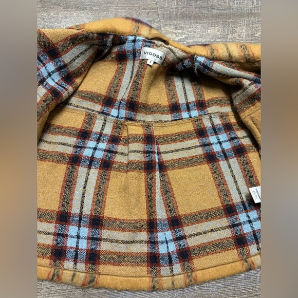 VIGOSS Striped Faux Fur Jacket - Picture 13 of 13